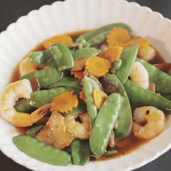 Prawns and Snow Pea Stir Fry Tôm Xào Đậu Hà Lan