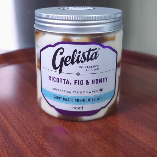 Light Salted Caramel Macadamia