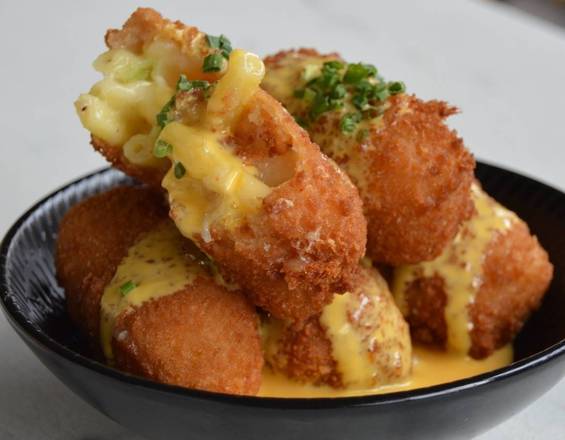 Mac & Cheese Croquettes