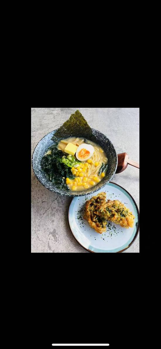 Vegetarian Ramen w vegetable Tempura
