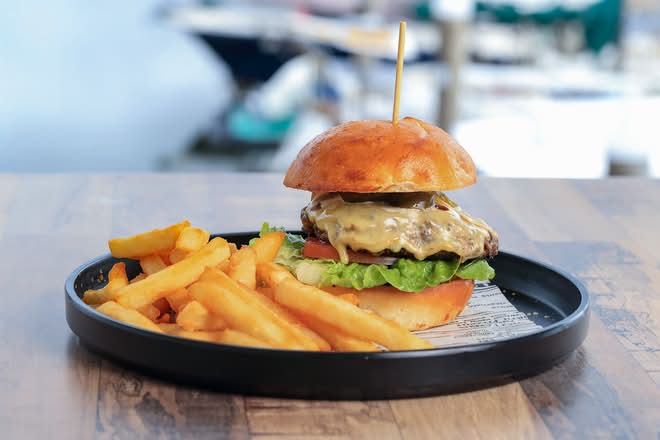 Wagyu Cheeseburger