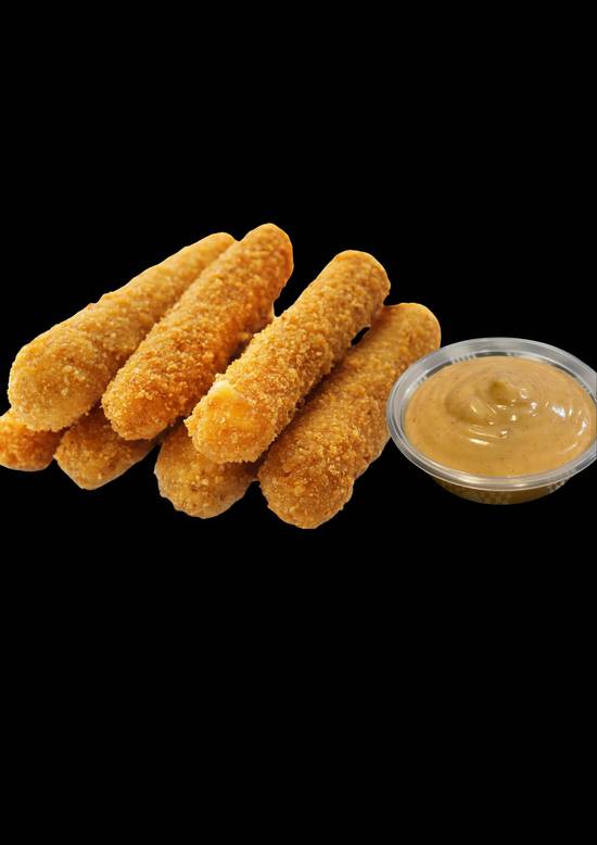 14 Mozzarella sticks w special Sauce