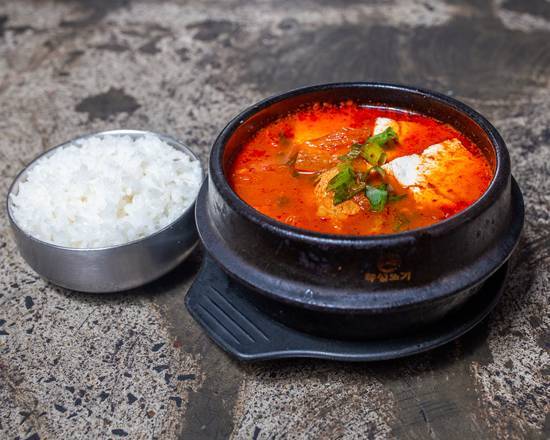 Spicy Kimchi Stew with pork