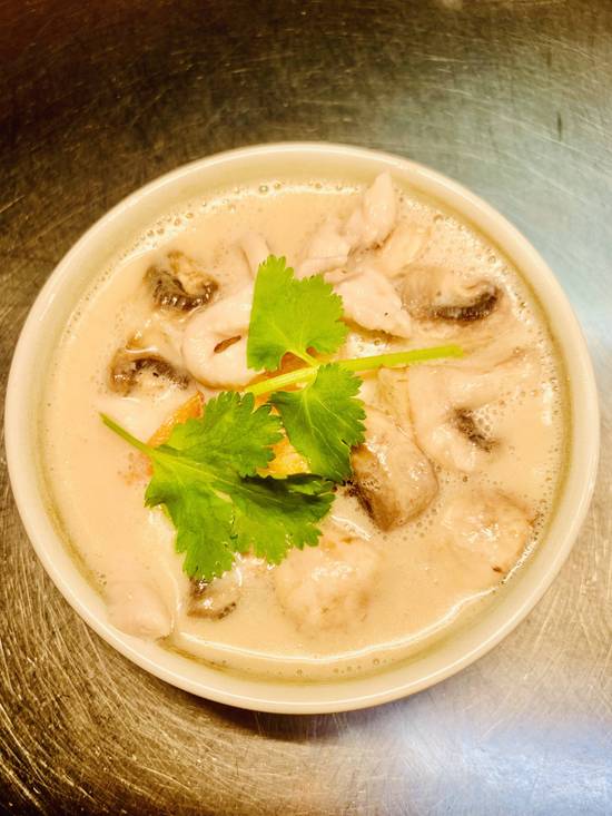 Tom Kha