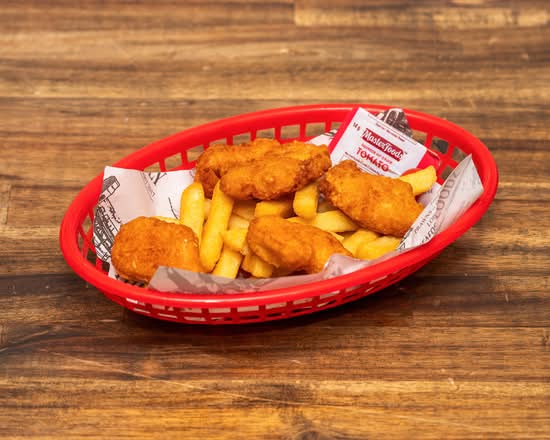 Chicken Nuggets and Chips