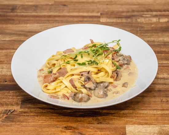 Fettuccine Carbonara