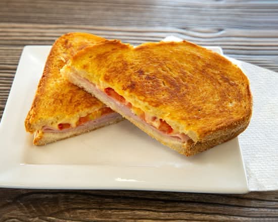 Ham, Cheese and Tomato Sandwich