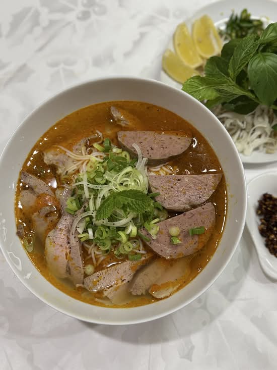 Bun Bo Hue