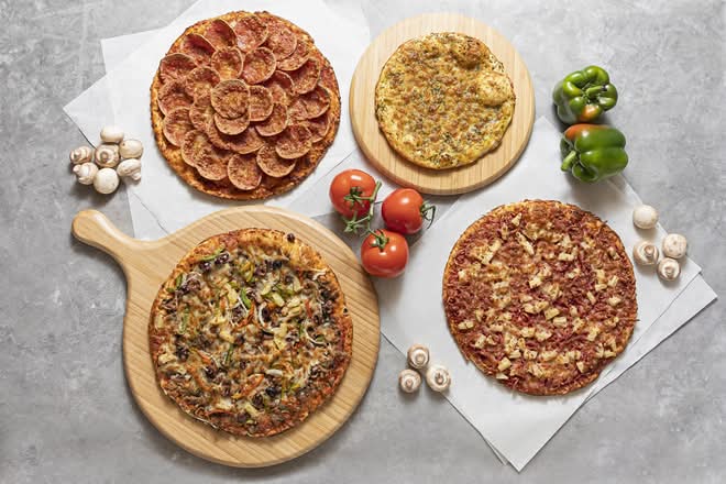 Family Deal Two - Three Pizzas & Sm Garlic Pizza