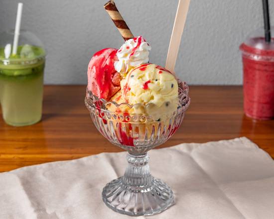 Banana Split Sundae