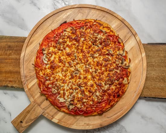 Deluxe Pizza