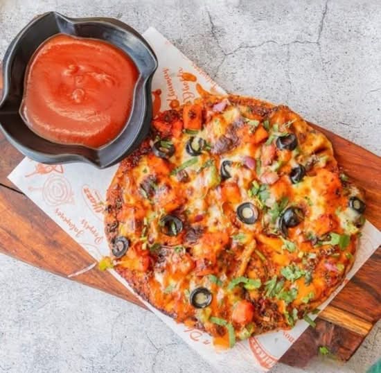 I2 Mini Tandoori Paneer Pizza