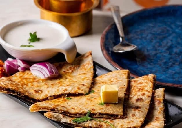 D4 Paneer Paratha