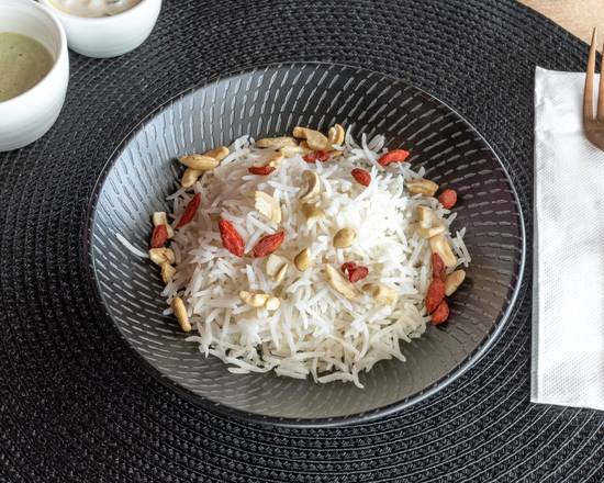 Basmati Rice, Fried Onions, Goji Berries and Cashews