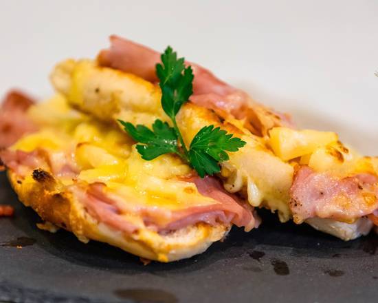 Leg Ham and Pineapple Open Grill