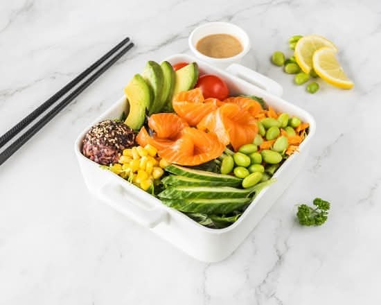Salmon salad bowl