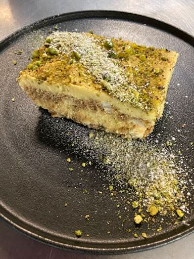 Tiramisu' AL Pistacchio