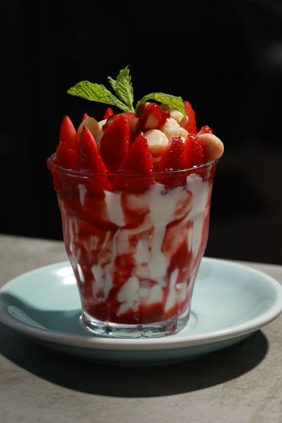 Strawberry Yoghurt Cup