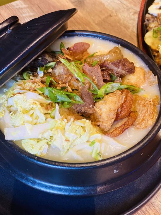 Lomi Noodle Soup
