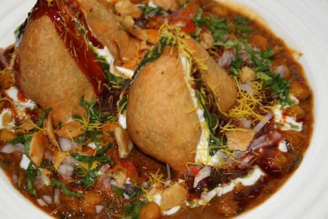 Samosa Chat