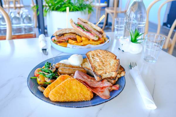 Big Breakfast
