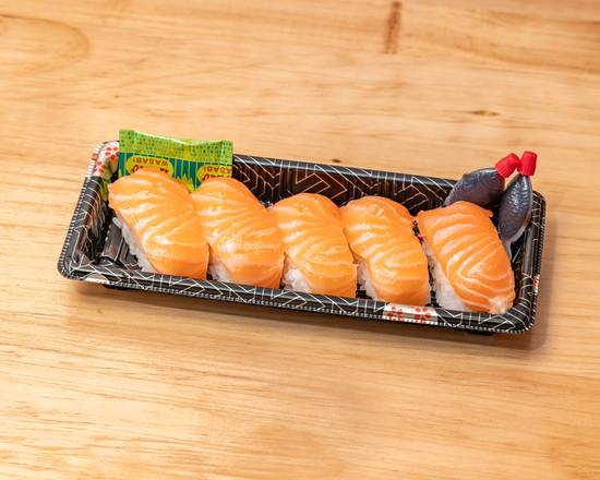 Raw Salmon Nigiri(1pcs)