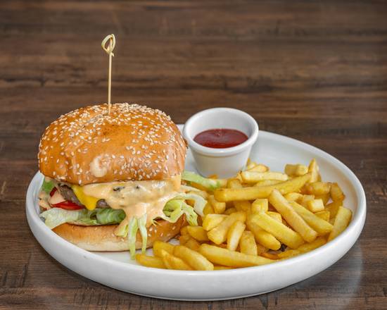 Kids Cheeseburger and Chips