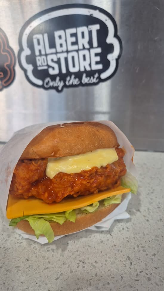 Buffalo chicken burger-NEW