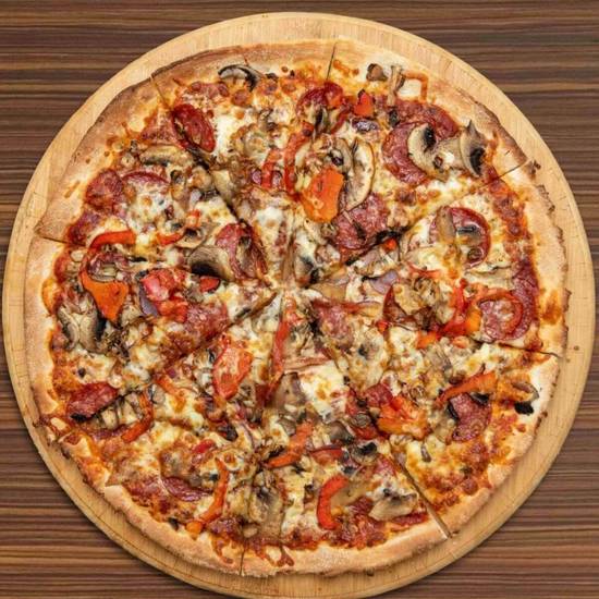 Pepperoni Deluxe Pizza
