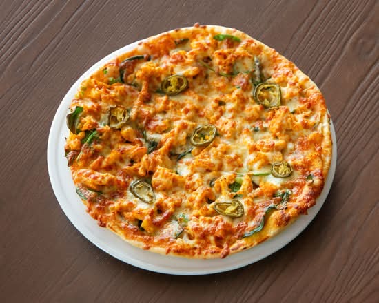 Butter Chicken Pizza