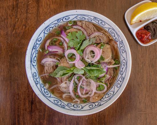 Combination Beef Noodle Soup