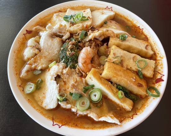 Tom Yum Noodle Soup