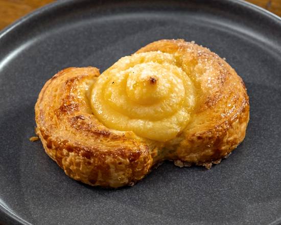Vanilla Custard Pastry