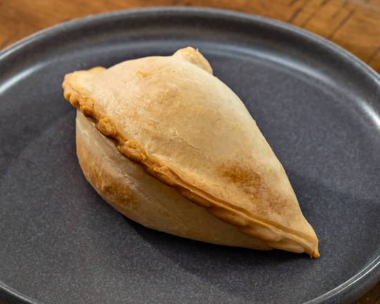 Caprese Empanada (V)