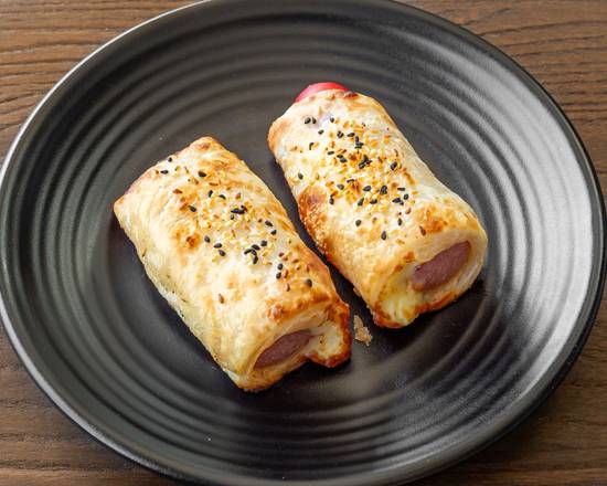 4 Hot Dog Scroll with Cheese pack