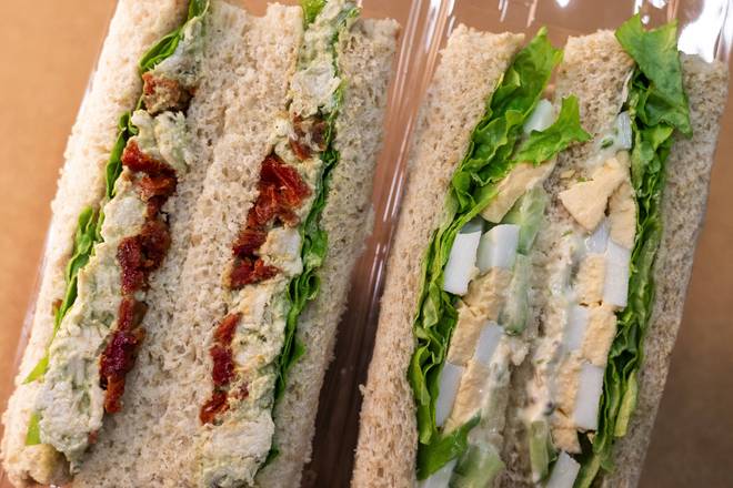 Pesto Chicken & Sun-dried Tomato Fresh Sandwich