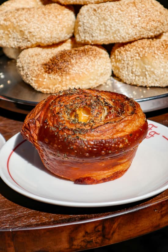 Ham, cheese & oregano danish