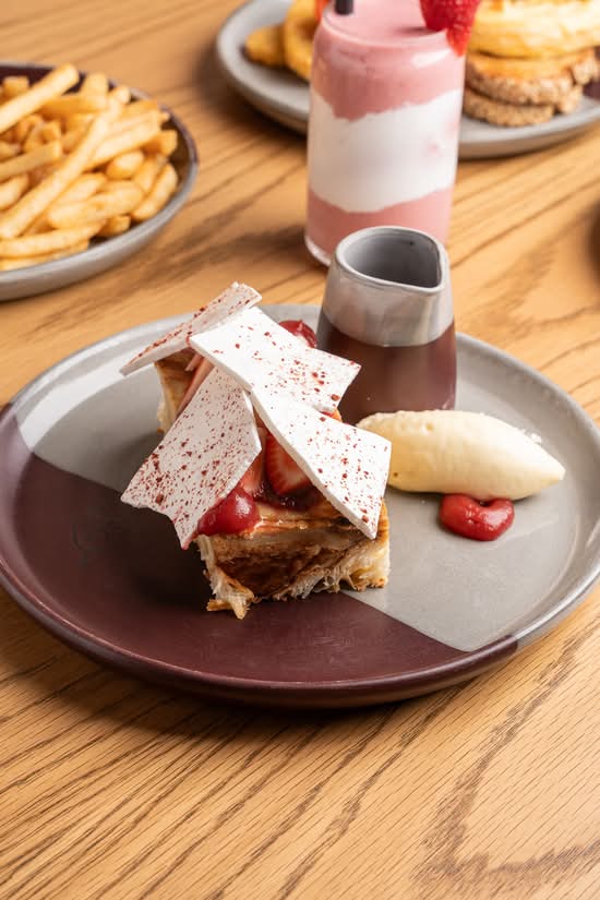 CROISSANT FRENCH TOAST