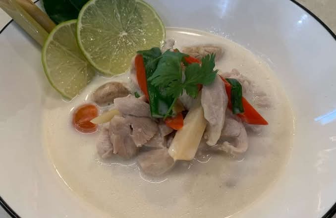 Tom Kha Noodle soup