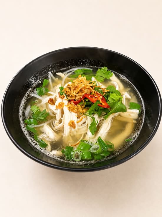 Pho Ga _ chicken noodles soup