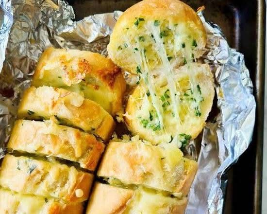 Cheesy Garlic Bread