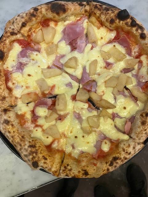 Hawaiian Pizza