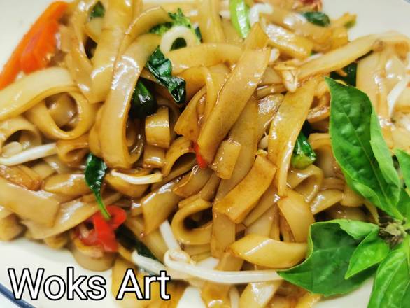 Chicken Pad Kee Mao