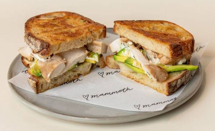 Chicken & Avo Toastie