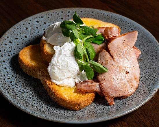 Bacon and Eggs on Toast