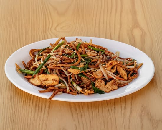 Stir Fried Shanghai Noodle with Beef, Pork or Chicken in XO Sauce