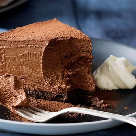 Chocolate Mousse Cake With Cream