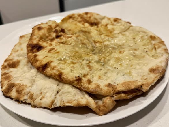Cheese Garlic Naan