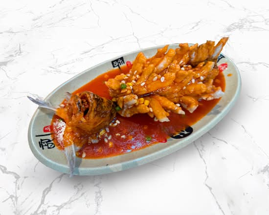 Deep Fried Boneless Fish with Pine Nut and Sweet and Sour Sauce (迎宾松鼠鱼)