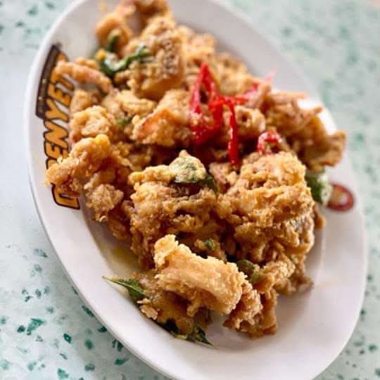 Cumi Telor Asin (I)